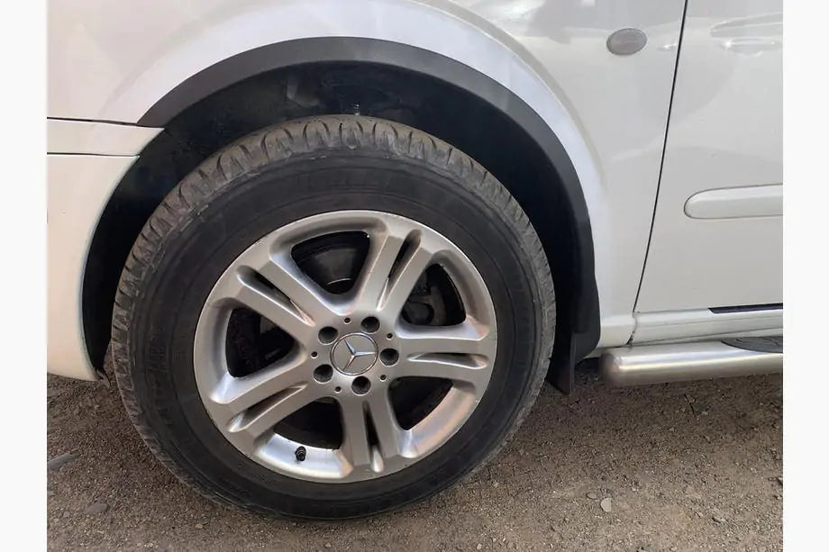 Fender flares (4 pcs, black) for Mercedes Viano 2004-2014 - image 3