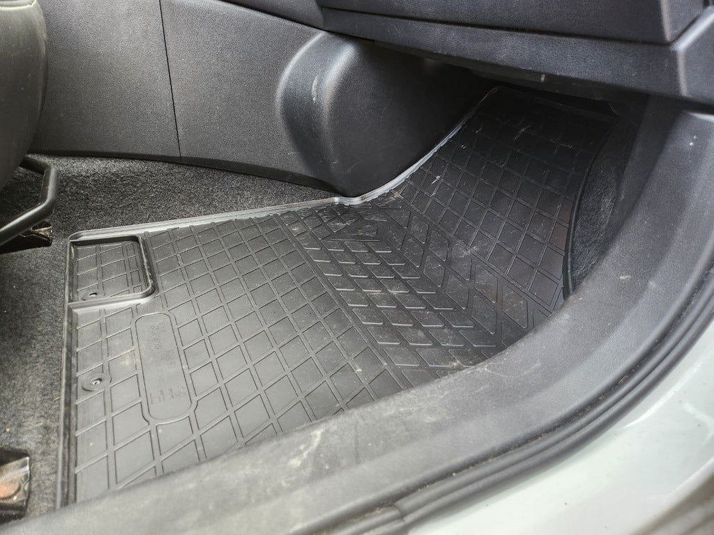 Rubber Floor Mats (4 pcs, Stingray Premium) for Nissan Qashqai 2007-2010 - image 2