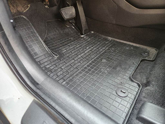 Rubber mats type-1 (4 pcs, Stingray Premium) for Hyundai Tucson TL 2016-2021 - Reelken Auto