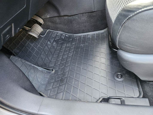 Rubber mats (4 pcs, Stingray Premium) for Toyota Auris 2012-2018 - Reelken Auto