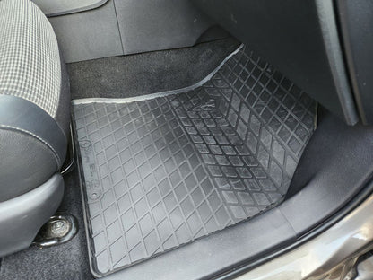 Rubber Floor Mats (4 pcs, Stingray Premium) for Toyota Auris 2012-2018 - image 2