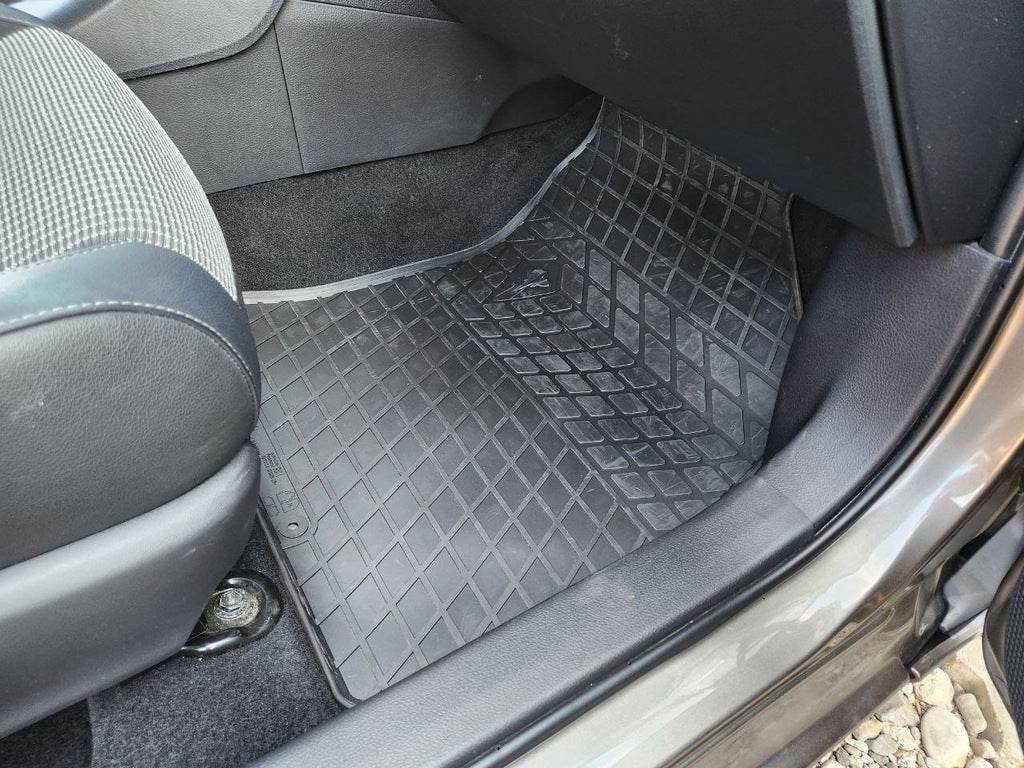 Rubber mats (4 pcs, Stingray Premium) for Toyota Auris 2012-2018 - Reelken Auto