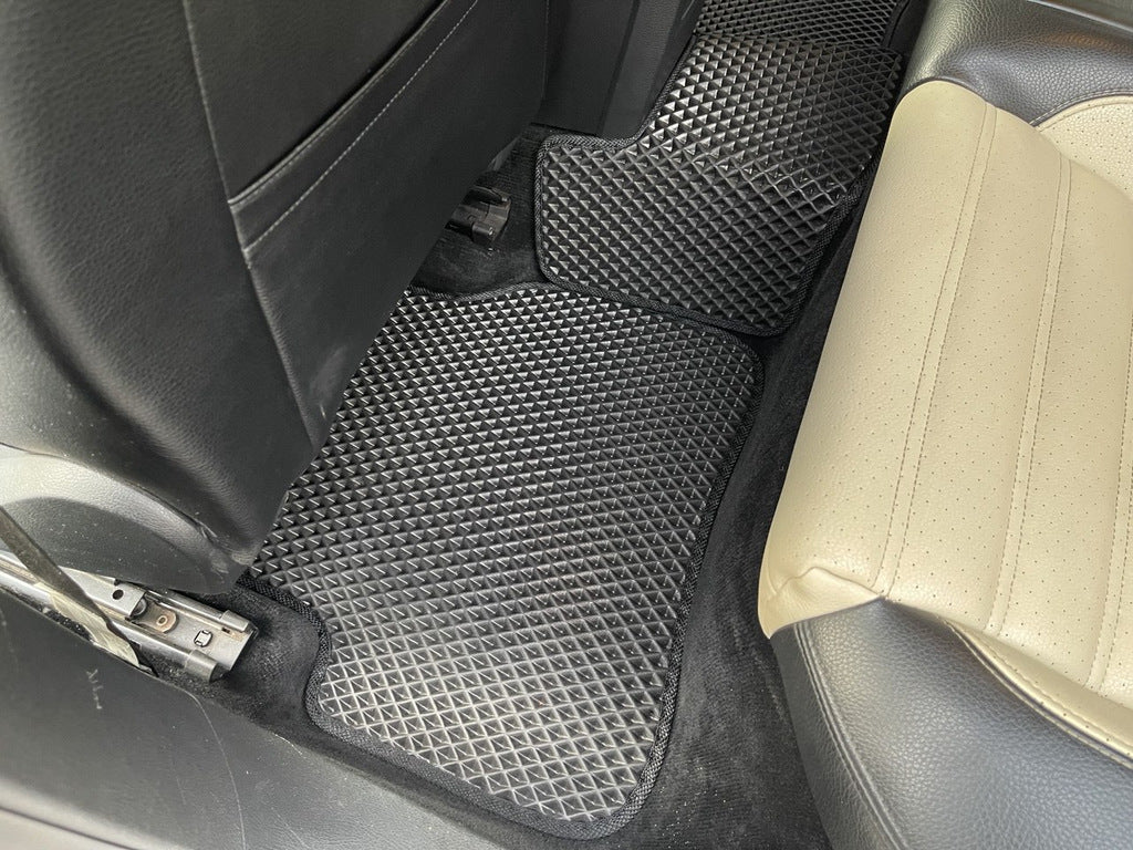 EVA Floor Mats (black) for Volkswagen Passat СС 2008-2017 - image 3