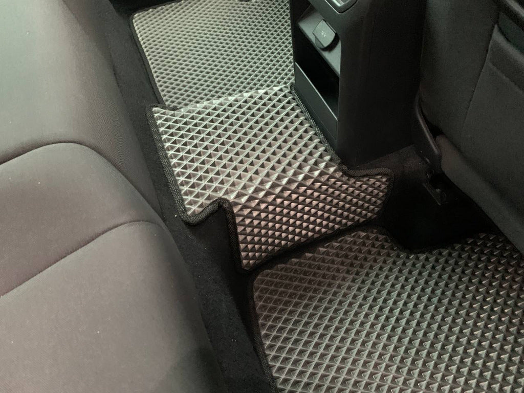 EVA Floor Mats (Black) for Volkswagen Golf Sportsvan 2014-2020 - image 6