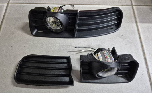 DISCOUNT! Fog lights (2 pcs., halogen) for Volkswagen Polo 1994-2001 - Reelken Auto