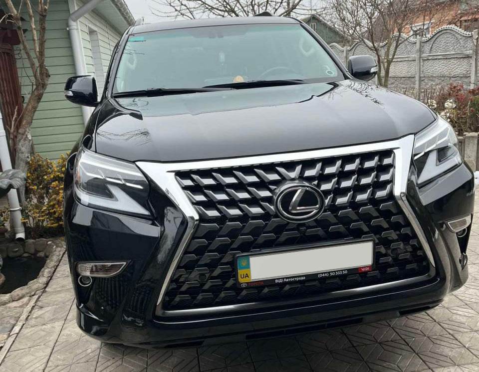 Restyling kit in the 2020 Lexus GX460 for Toyota Land Cruiser Prado 150 - Reelken Auto