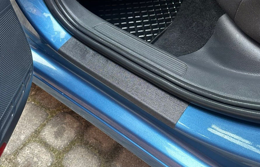 ABS Door Sill Protectors DDU (4 pcs, plastic) for Volkswagen Golf 7/E-Golf 2012-2020 - image 6