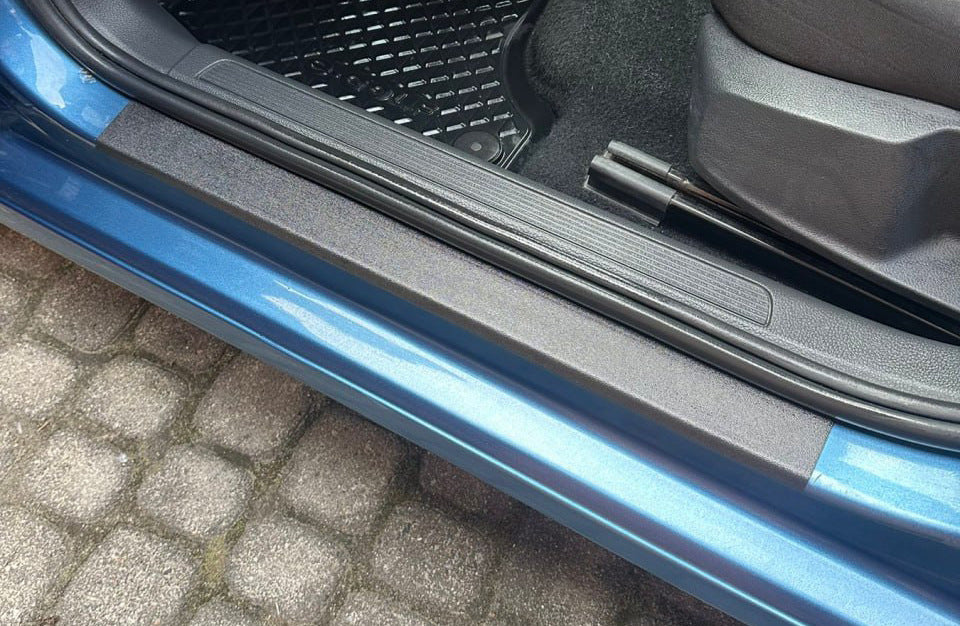 ABS Door Sill Protectors DDU (4 pcs, plastic) for Volkswagen Golf 7/E-Golf 2012-2020 - image 5