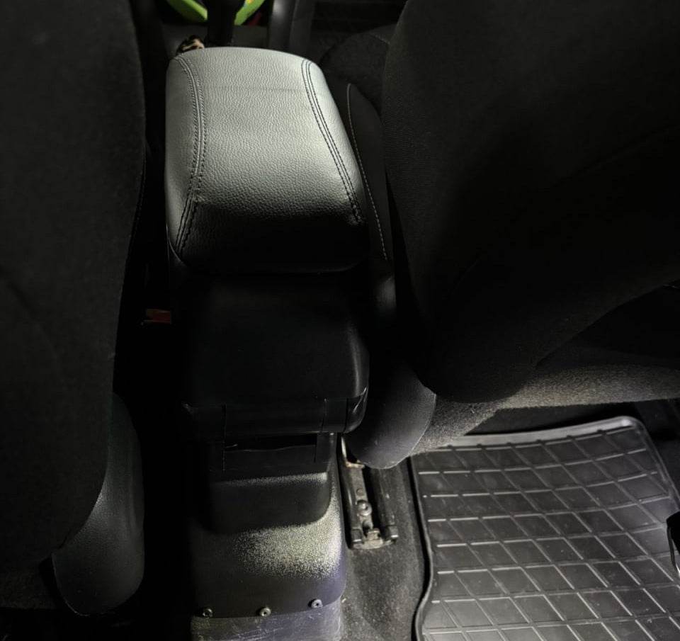 Armrest (with plastic adapter for cup holder) for Citroen C-3 2009-2016 - Reelken Auto
