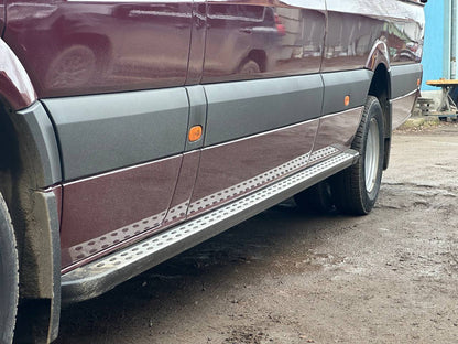 Side Steps DOT-Line (2 pcs, Aluminum) for Mercedes Sprinter W906 2006-2018 - image 4
