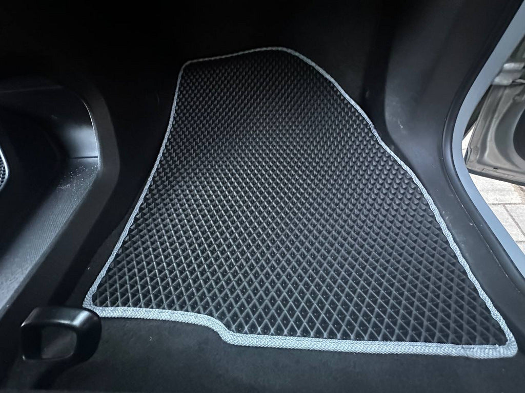EVA Floor Mats (EUV, Black) for Chevrolet Bolt 2016-2023 - image 3