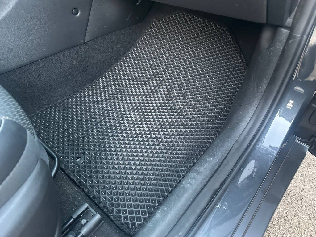 EVA floor mats (2017-2020, Petrol, Black) for Hyundai Kona 2017-2023 - image 2