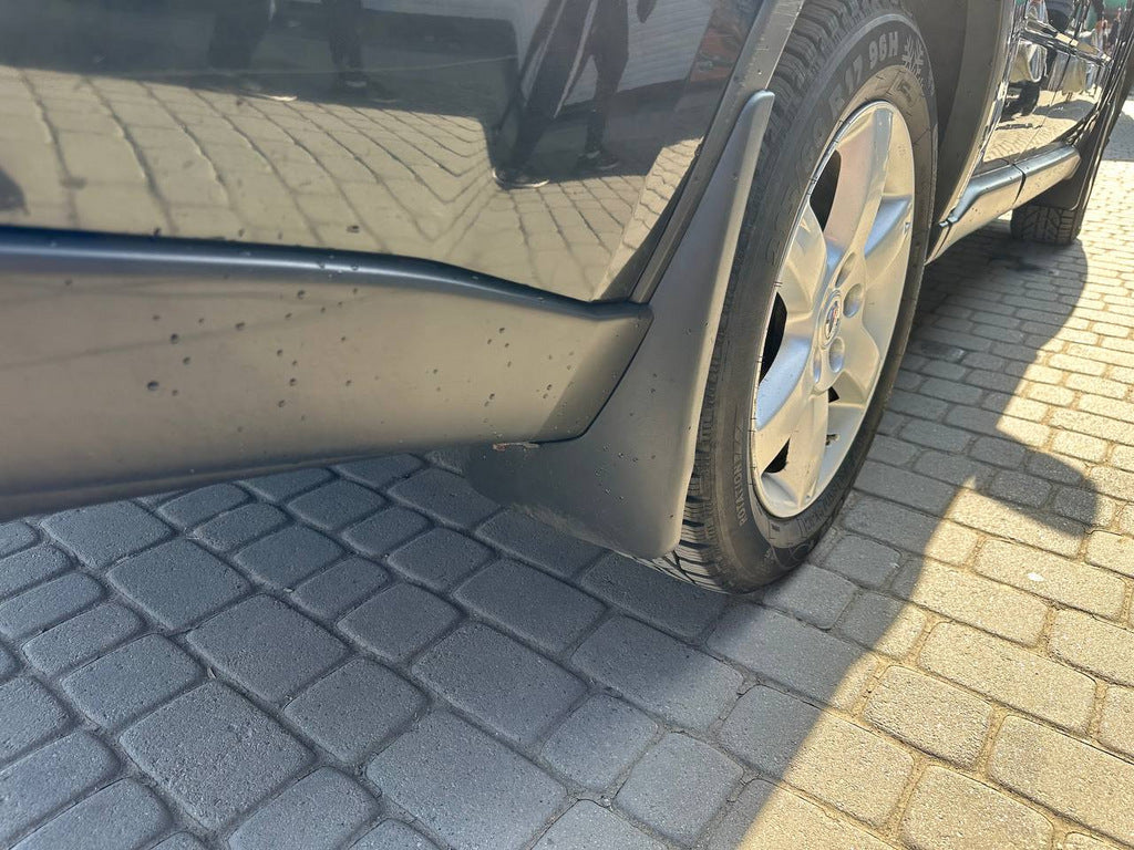 Premium Mud Flaps (4 pcs) for Nissan X-trail T31 2007-2014 - image 2