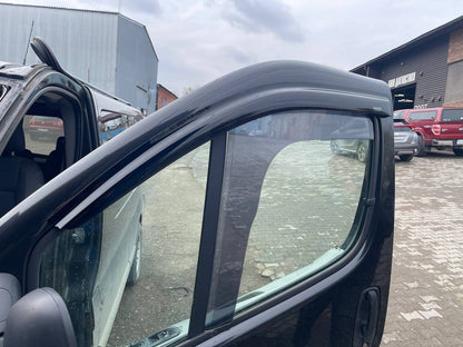 Window Deflectors (2 pcs, Niken) for Opel Vivaro 2001-2015 - image 2