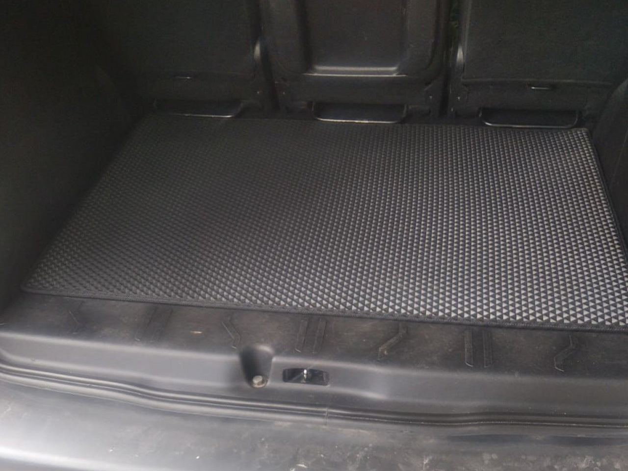 Trunk mat (EVA, black) for Peugeot Partner Tepee 2008-2018 - image 1