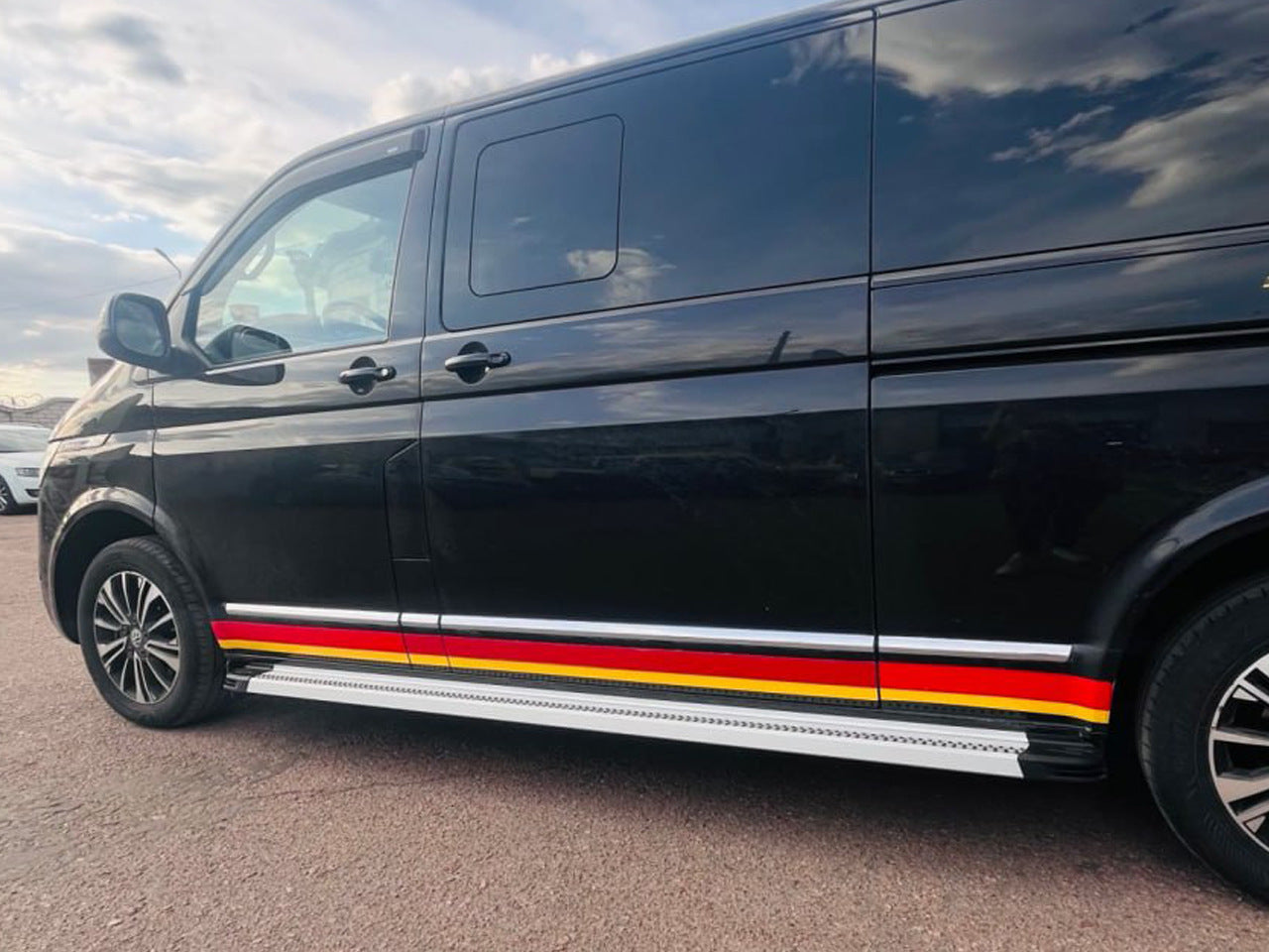 Side Steps Maya V2 (2 pcs, Aluminum) for Volkswagen T5 2010-2015 - image 5