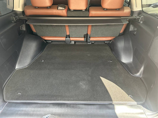 Trunk mat textile Premium V-1 (5 seats, black) for Toyota Land Cruiser 200 - image 1