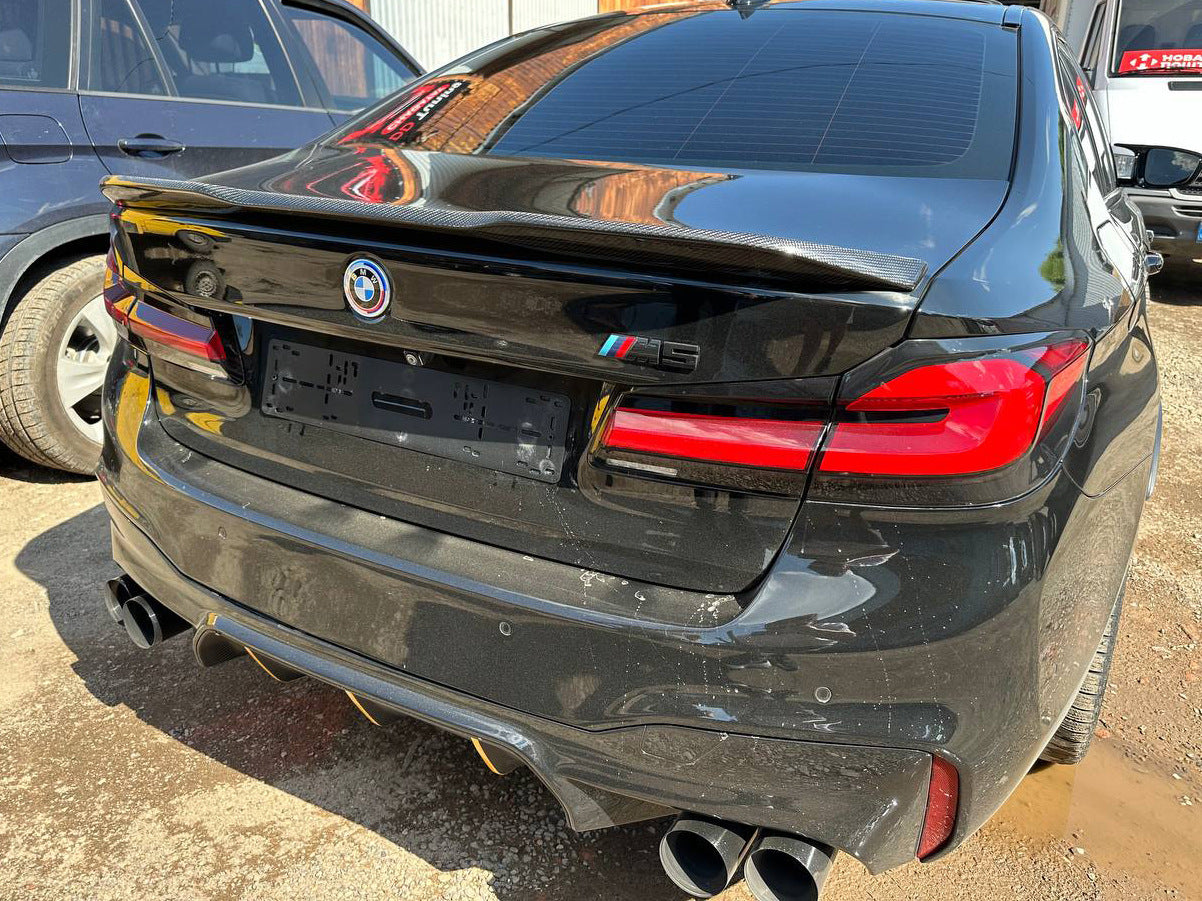 Rear Trunk Spoiler Carbon Fiber V4 (SD) for BMW 5 Series G30/31 2017-2023 - image 1