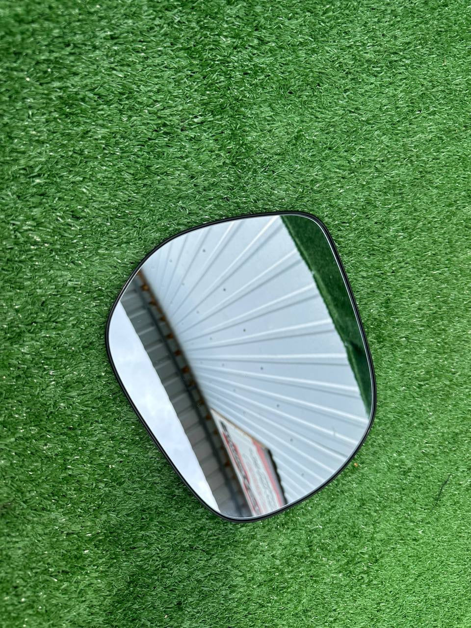 Mirror glass (For 2012-2016, heated, 1 pc) for Toyota Land Cruiser 200 2007-2021 - image 2