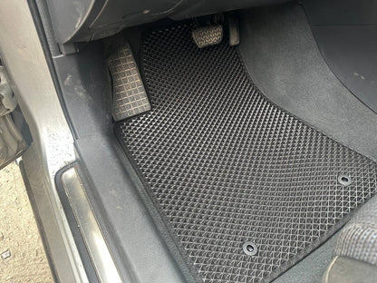 EVA Floor Mats V-2 (black) for Toyota Avensis 2003-2009 - image 1