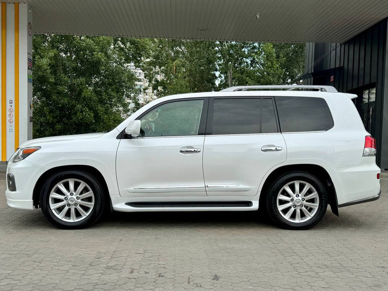 Facelift Body Kit Car 2008-2012 to 2012-2016 F-Sport for Lexus LX570/450d 2008-2022 - image 22