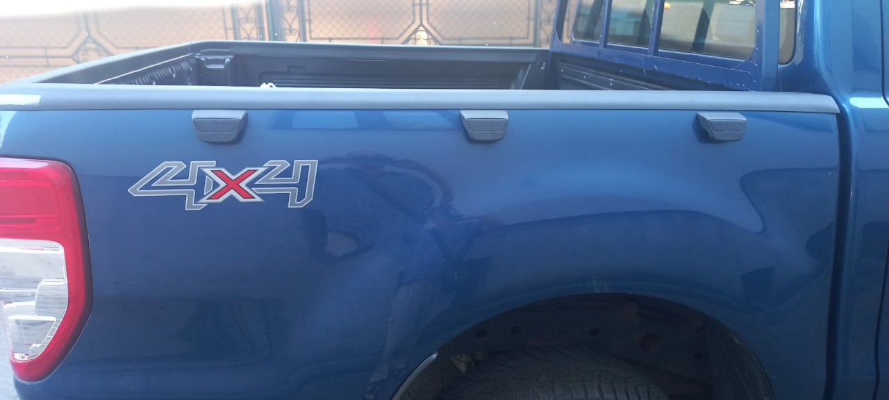 Tailgate edge protector (2015-2022, 3 pcs) for Ford Ranger 2011-2022 - image 2