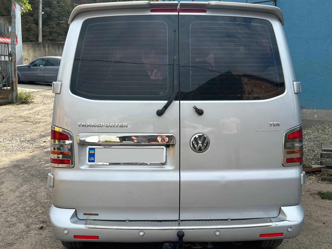 Stainless steel trim above license plate for rear swing doors for Volkswagen T5 2010-2015 - image 6