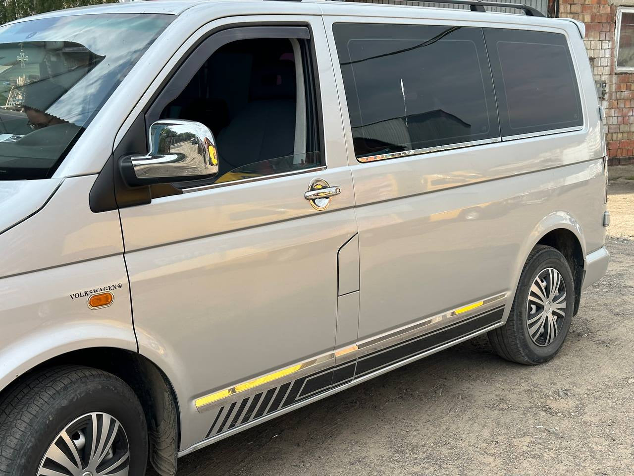 Window Trim (2 pcs, Stainless Steel) for Volkswagen T5 Caravelle 2004-2010 - image 5