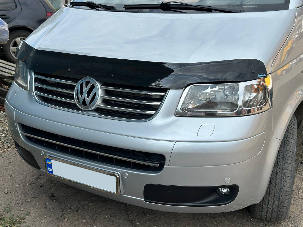 Front headlight covers (2 pcs, stainless steel) for Volkswagen T5 Multivan 2003–2010 - image 1