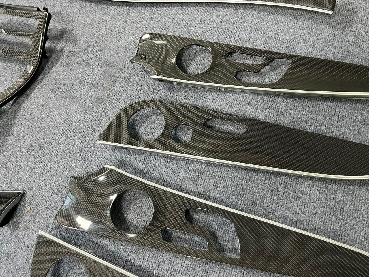 Dashboard Trim (Carbon) for Mercedes E-сlass W213 2016-2023 - image 2