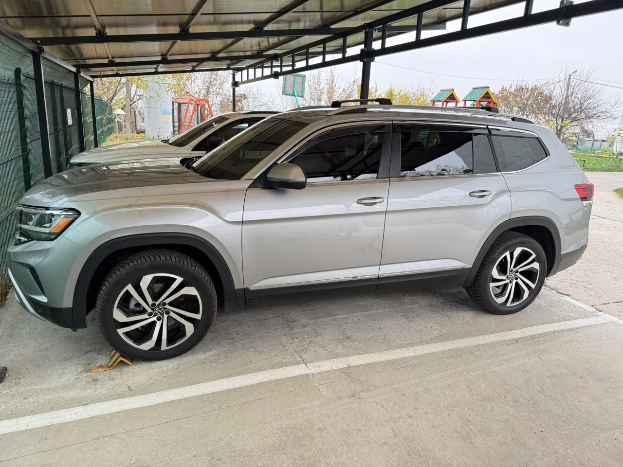 Window Deflectors with Chrome Trim Niken Luxury (6 pcs) for Volkswagen Atlas (Terramont) 2016- - image 5