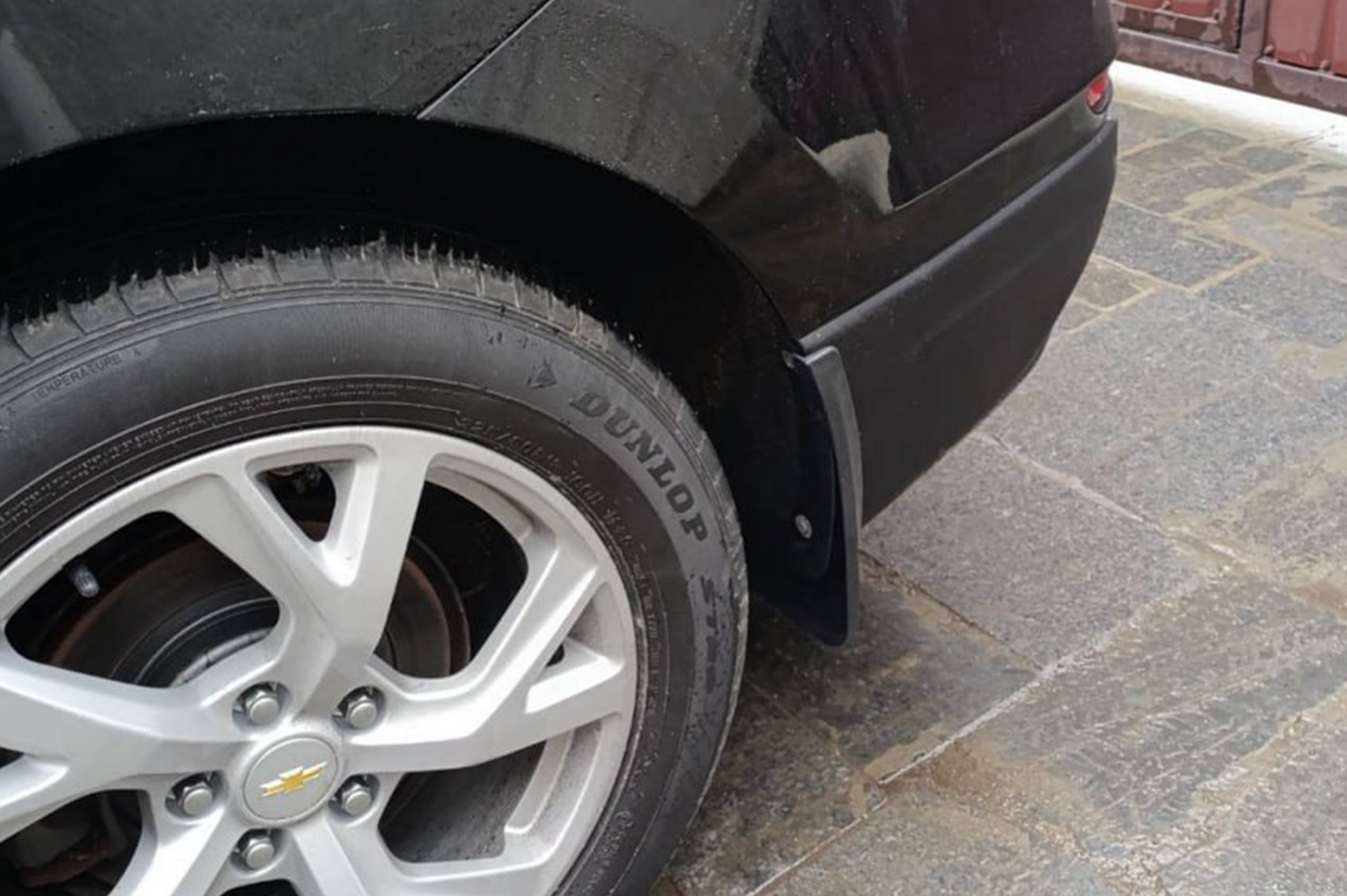 Premium Mud Flaps (4 pcs) for Chevrolet Equinox 2018-2025 - image 3