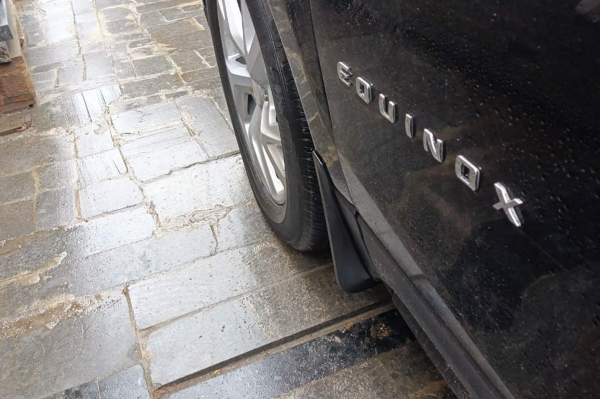 Premium Mud Flaps (4 pcs) for Chevrolet Equinox 2018-2025 - image 7