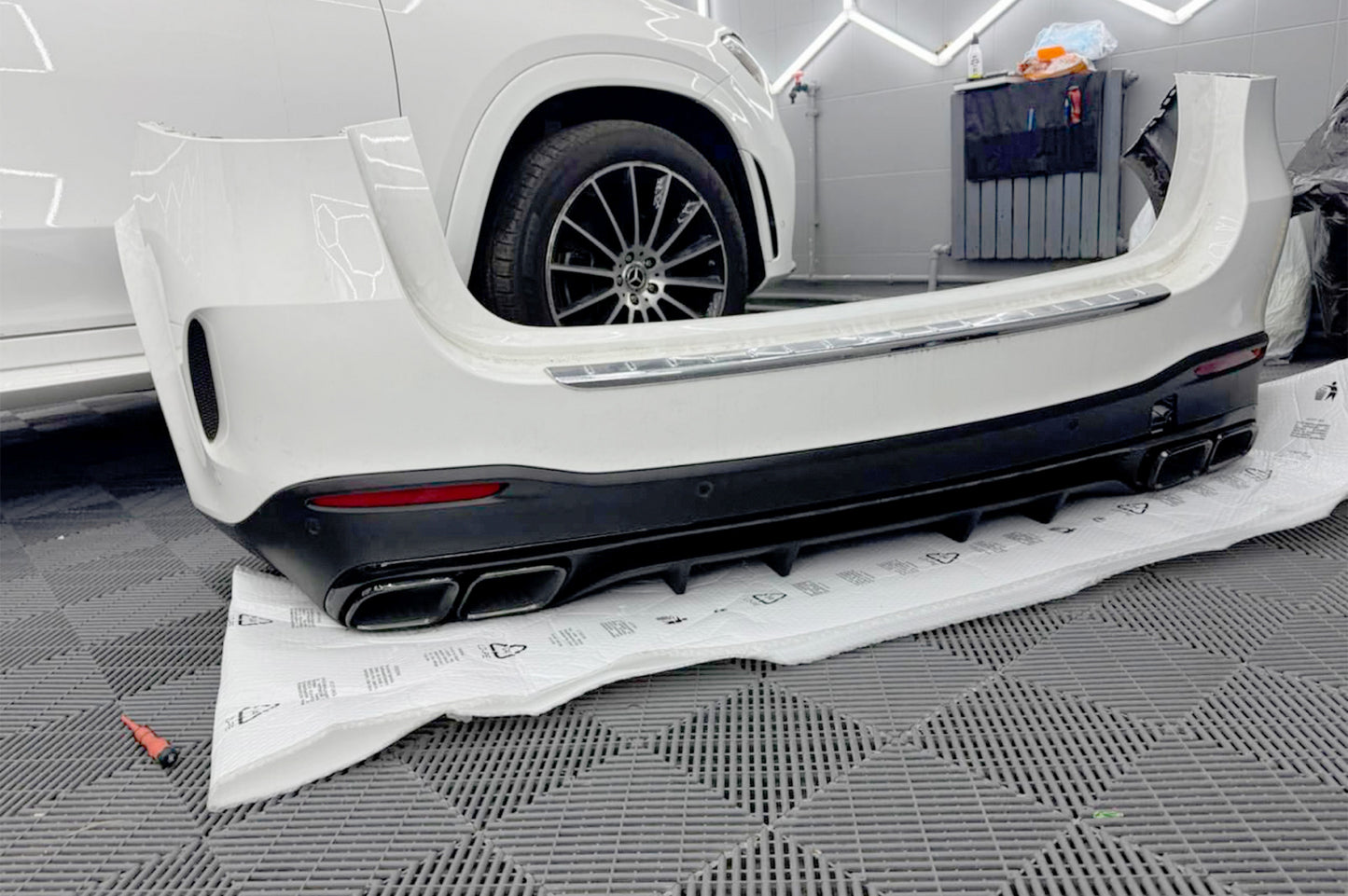 Rear Diffuser GLE63 AMG (with Black Tips) for Mercedes GLE W167 2018- - image 3