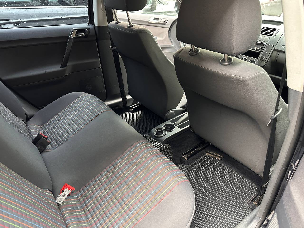 EVA Floor Mats (HB, 3/5-Door, Black) for Volkswagen Polo 2001-2009 - image 8