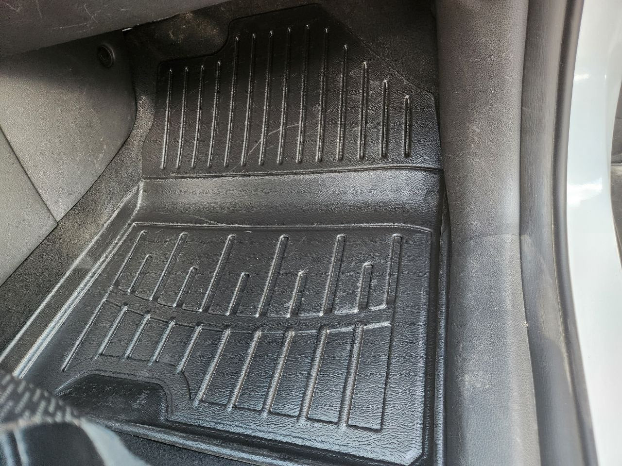 Rubber Floor Mats Stingray 3D Electric (Europe) (5 pcs, Polyurethane) for Hyundai Kona 2017-2023 - image 10