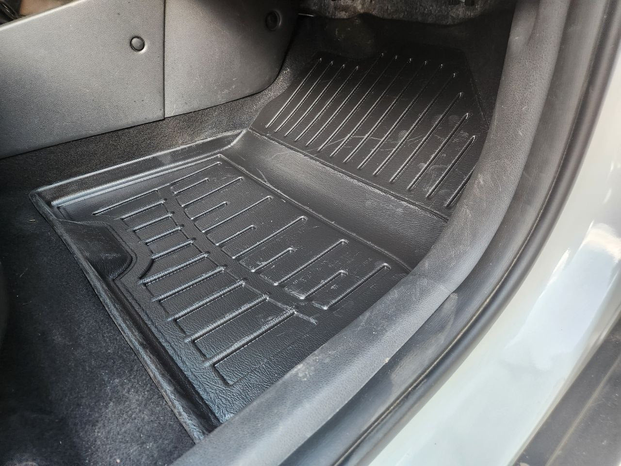 Rubber Floor Mats Stingray 3D Electric (Europe) (5 pcs, Polyurethane) for Hyundai Kona 2017-2023 - image 9