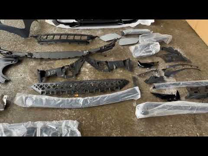 Body Kit Set (C63 AMG) for Mercedes C-class W206 2022- - video 2