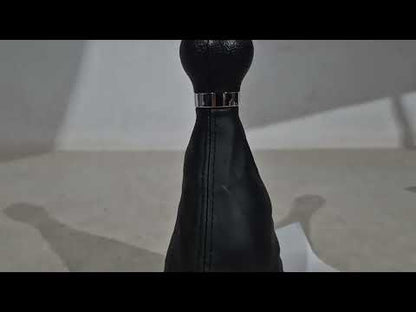 Gear shift knob with boot (6-speed) for Volkswagen Caddy 2010-2015 - video 1