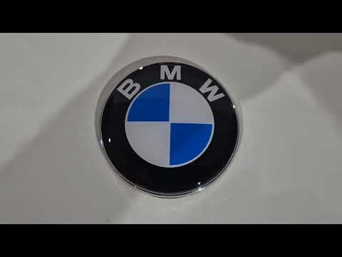 Emblem for BMW 3 Series F-30/31/34 2012-2019 - video 1