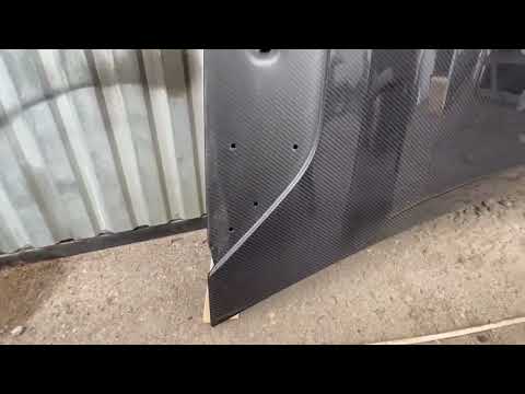 Carbon Hood (real carbon) for Land Rover Defender 2019- - video 1