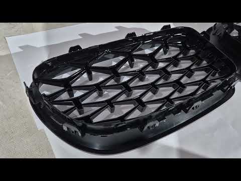 Diamond Black Kidney Grilles (Gloss Black) for BMW 5 Series F-10/11/07 2010-2016 - video 1