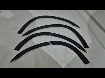 Fender flares (2013-2017, 4 pcs, black) for Skoda Yeti 2009-2017 - video 1