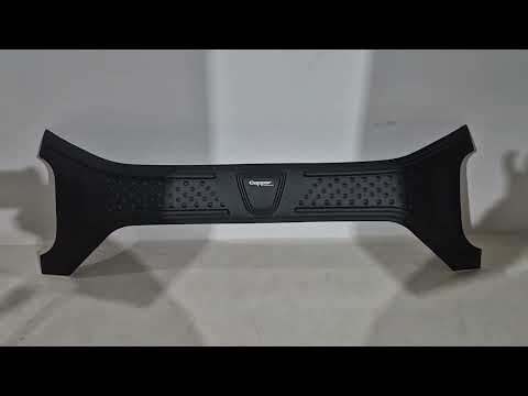 Plastic trunk lid cover (1 piece) for Renault Duster 2018-2024 - video 1