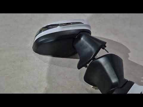 Mirror covers (2 pcs, chrome) for Toyota Land Cruiser 300 2021- - video 2