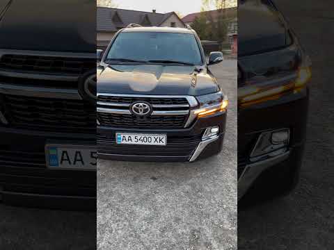 Side sills with LED (design 2015-2020) for Toyota Land Cruiser 200 - image 2