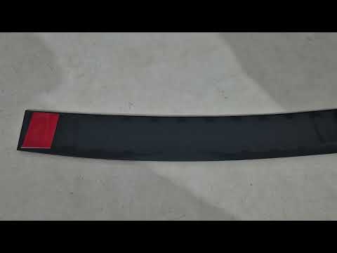 Rear bumper protector with lip DDU (matte) for Volkswagen Caddy 2004-2010 - video 1