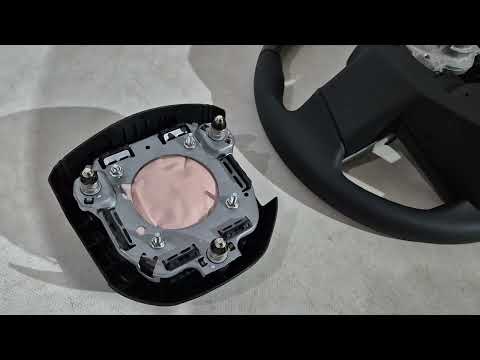 Steering wheel assembly TLC300-design (wood) for Toyota Land Cruiser 200 - image 1