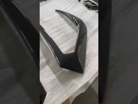 Rear Bumper Covers (Dry Carbon) for Lamborghini Urus 2018- - video 2
