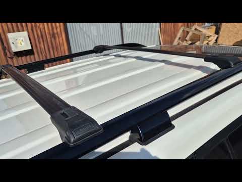 Roof rack for roof rails (with lock) for Chevrolet Niva 1998-2020 - video 1